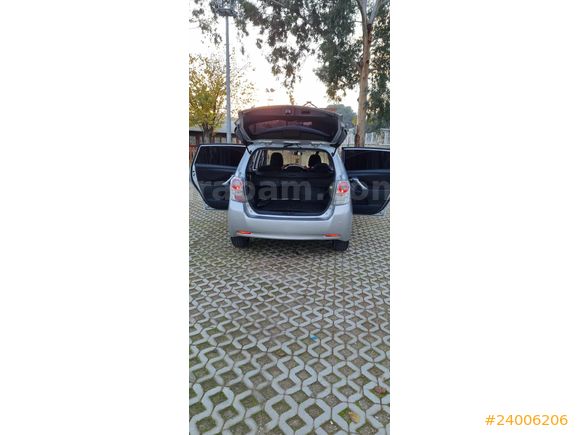 SAHİBİNDEN TOYOTA VERSO AİLE ARACI