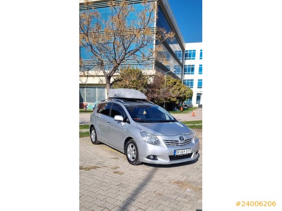 SAHİBİNDEN TOYOTA VERSO AİLE ARACI