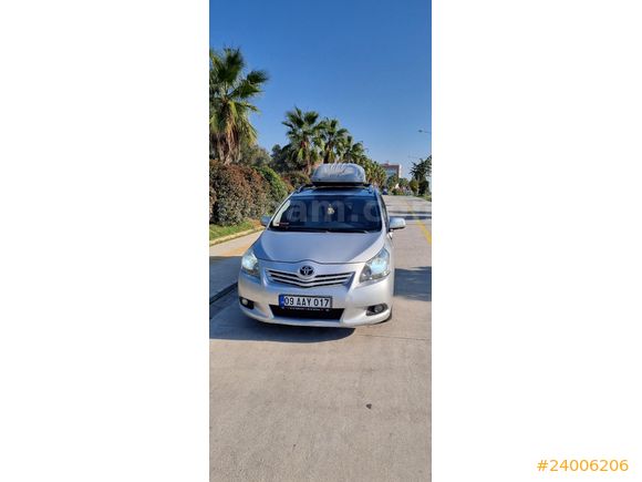 SAHİBİNDEN TOYOTA VERSO AİLE ARACI