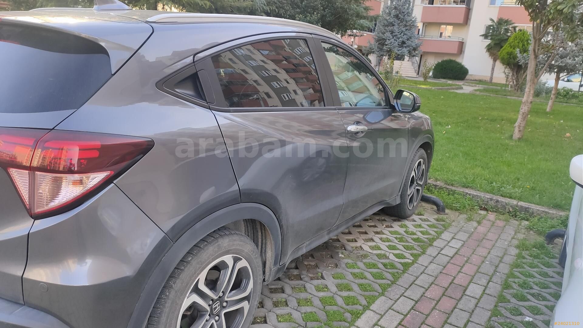 Sahibinden Honda HR-V 1.5 i-VTEC Executive 2017 Model Bursa 4