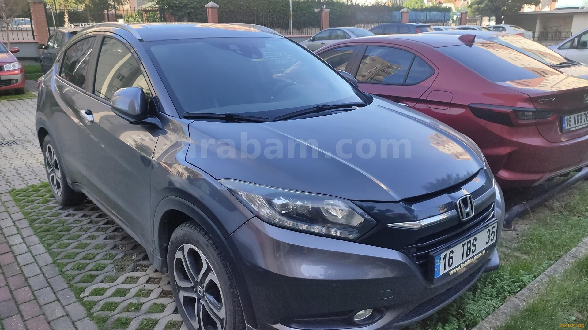 Sahibinden Honda HR-V 1.5 i-VTEC Executive 2017 Model Bursa 1