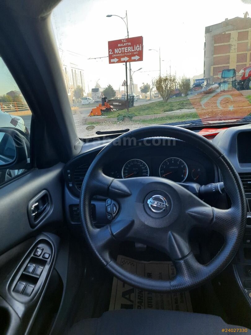 Sahibinden Nissan Almera 1.5 Tekna 2006 Model İstanbul 191.300 km Gri (Gümüş) 6