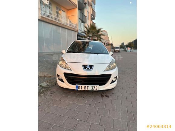 Sahibinden Peugeot 207 1.4 Trendy 2011 Model Adana 106.000 km Beyaz -  24063314