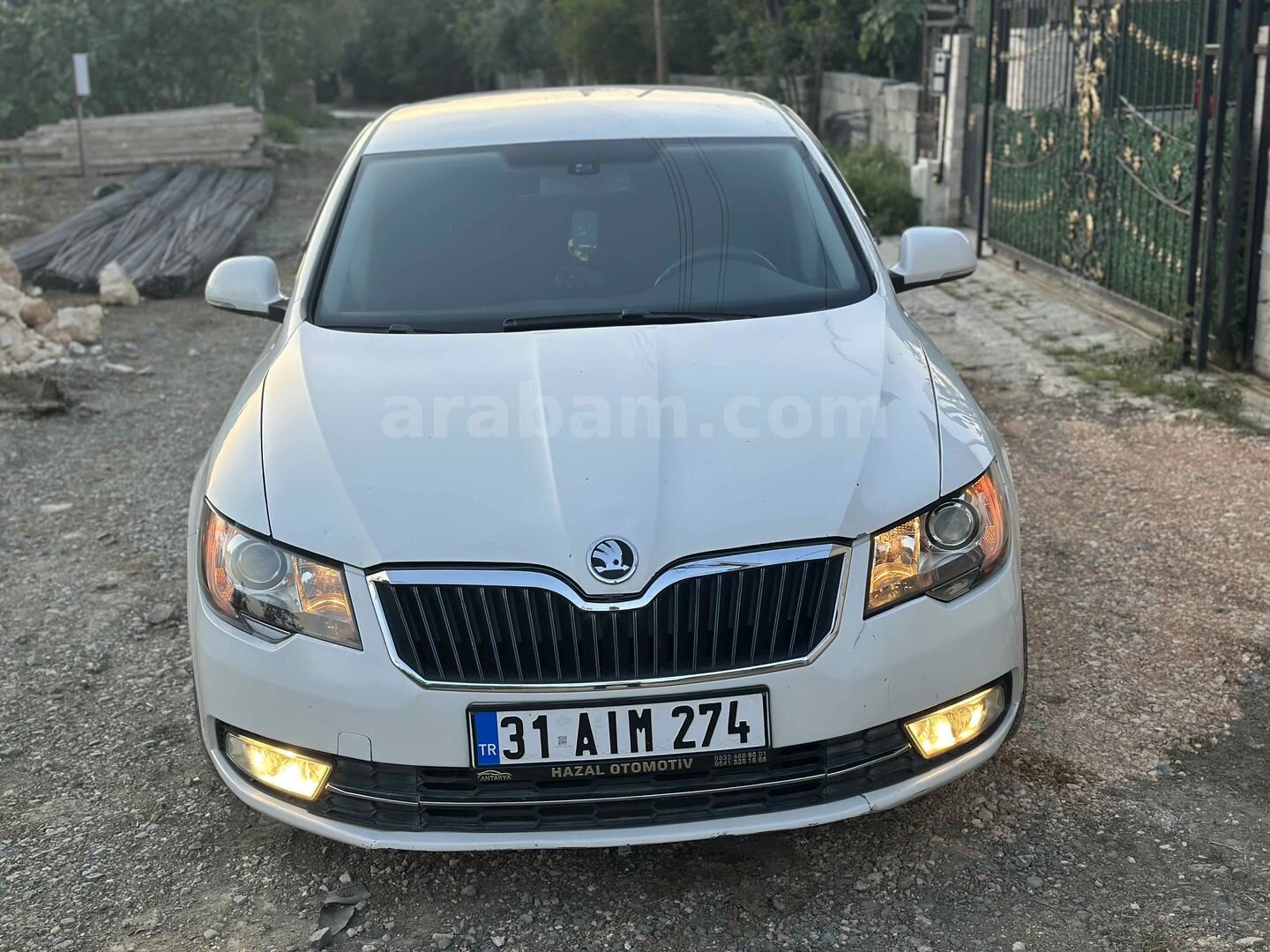 Galeriden Skoda SuperB 1.6 TDI Ambition 2013 Model Hatay 310.000 km Beyaz 4
