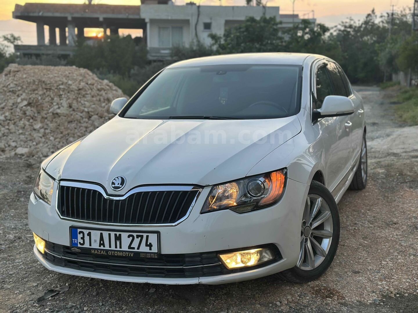 Galeriden Skoda SuperB 1.6 TDI Ambition 2013 Model Hatay 310.000 km Beyaz 1