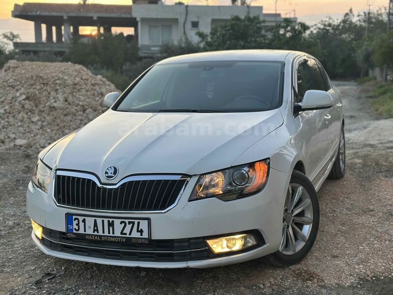 Galeriden Skoda SuperB 1.6 TDI Ambition 2013 Model Hatay 310.000 km Beyaz