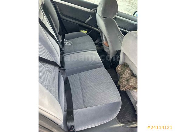 Peugeot 407 outlet isofix