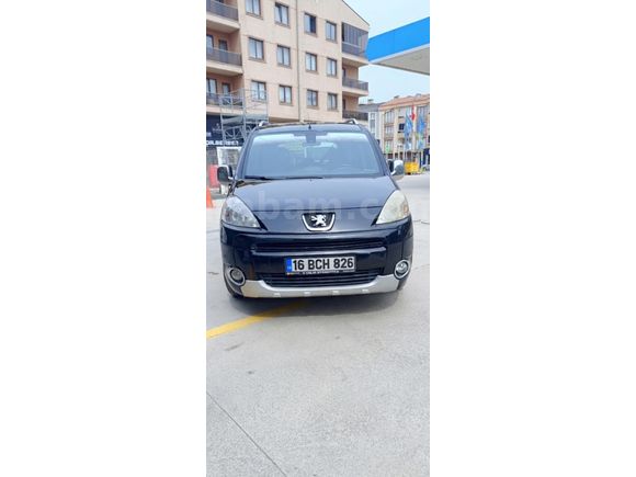Sahibinden Peugeot Partner 1.6 HDI 110 hp Premium Pack 2011 Model