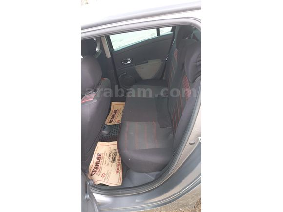 Sahibinden Renault Clio 1.2 Extreme 2011 Model istanbul