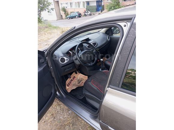 Sahibinden Renault Clio 1.2 Extreme 2011 Model istanbul