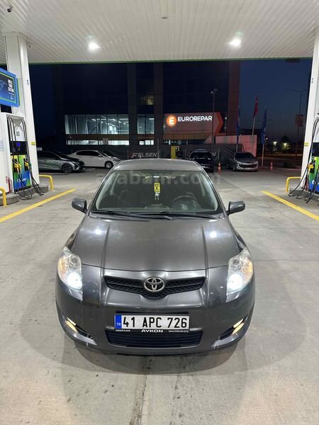 Sahibinden Toyota Auris 1.6 Comfort 2008 Model İstanbul 227.000 km Füme