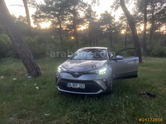 Sahibinden Toyota C-HR 1.8 Hybrid Flame 2020 Model
