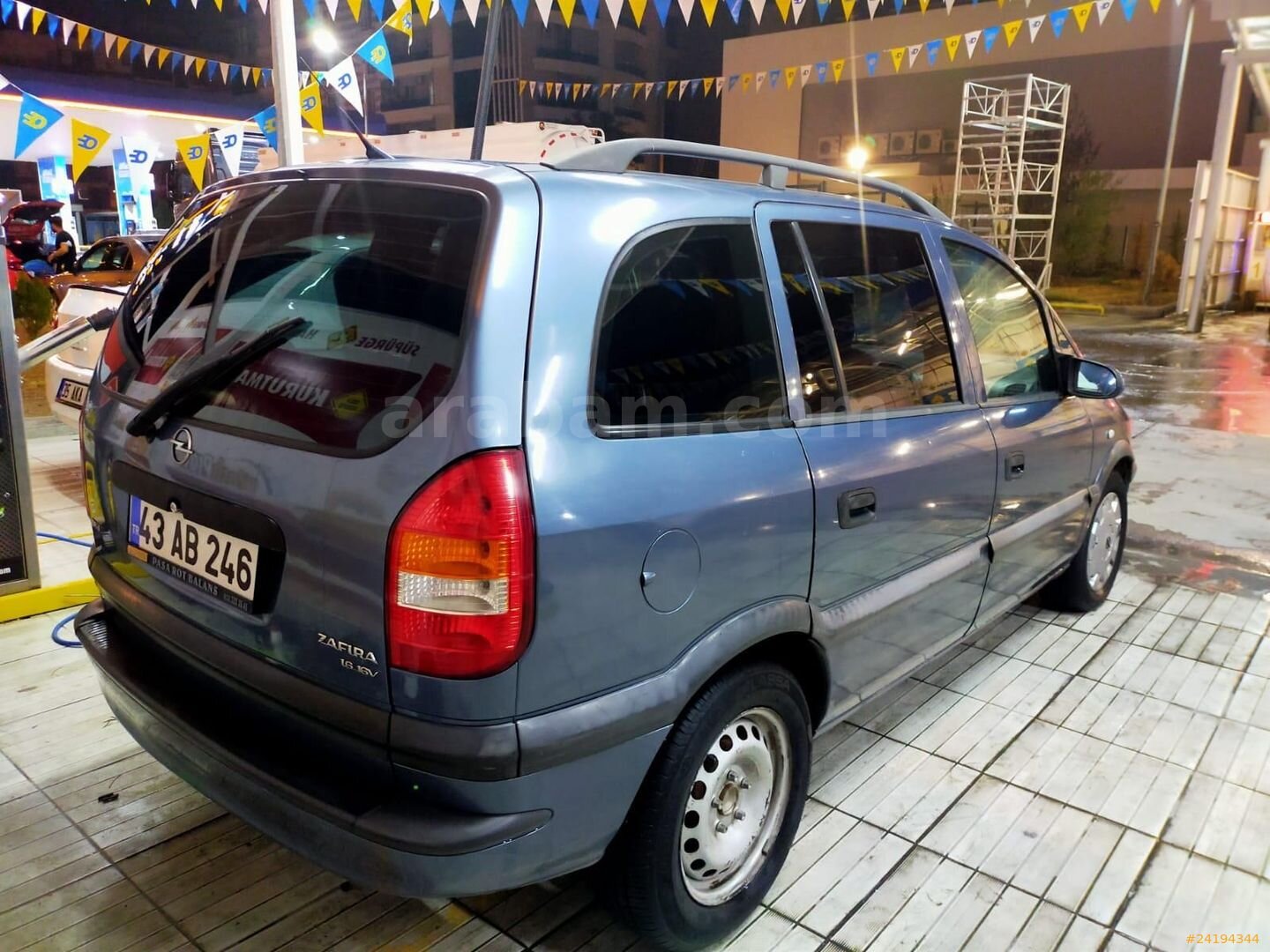 Sahibinden Opel Zafira 1.6 GL 2000 Model İzmir 195.000 km Lacivert 3