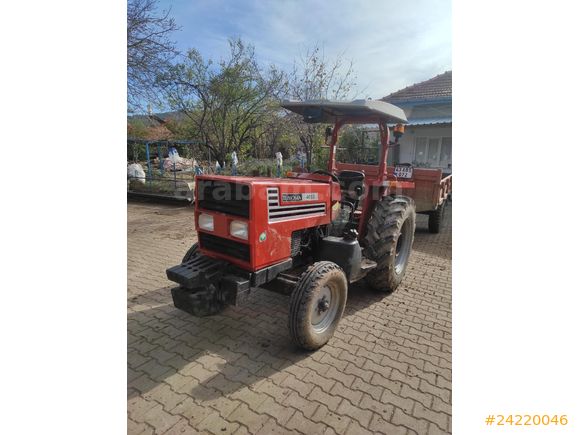 Tümosan 4055 2013 model 1250 saatte 55 hp turbo intercoler Muayene Yeni bakımlı Garaj traktörü masrafsız sıkıntısız sorunsuz Asfaltta yer uçağı Temiz