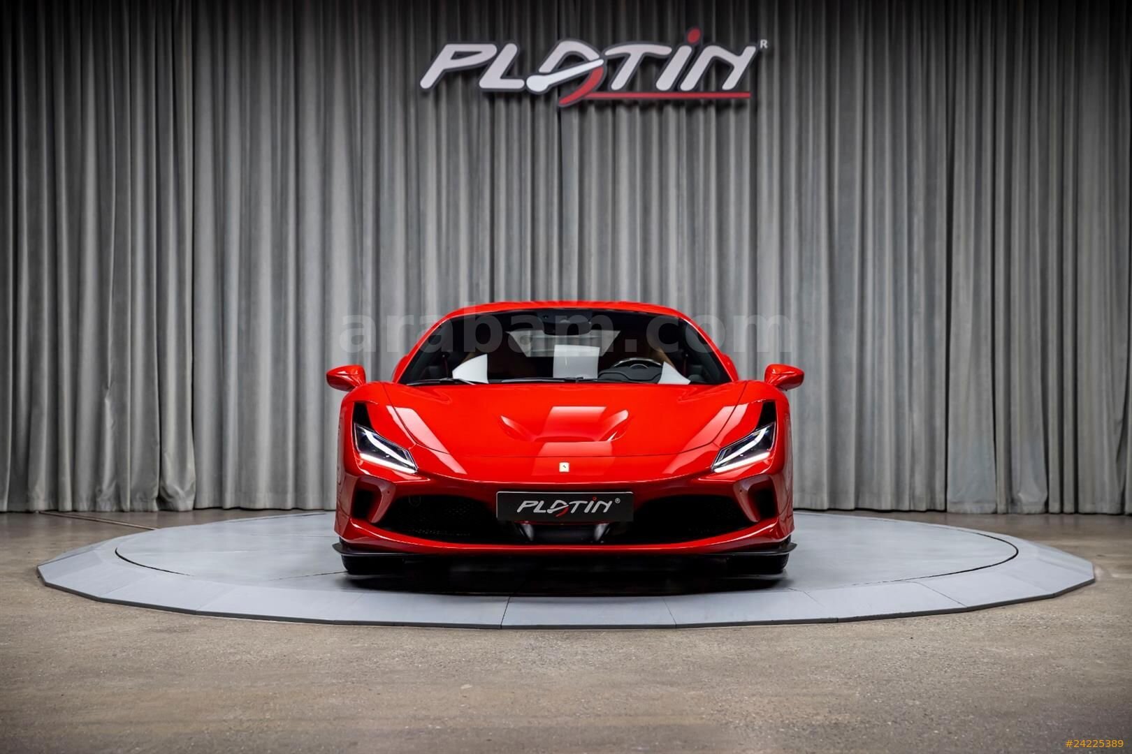 Galeriden Ferrari F8 Tributo 2022 Model İstanbul 9.720 km Kırmızı 2