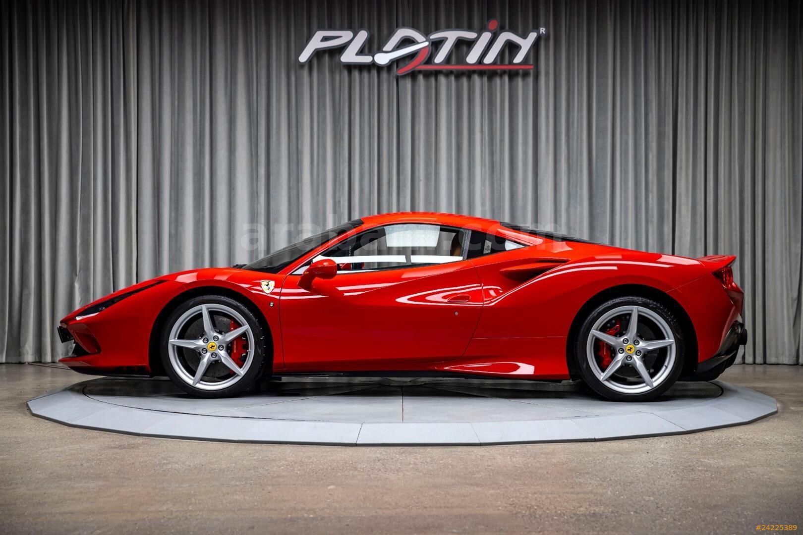 Galeriden Ferrari F8 Tributo 2022 Model İstanbul 9.720 km Kırmızı 3