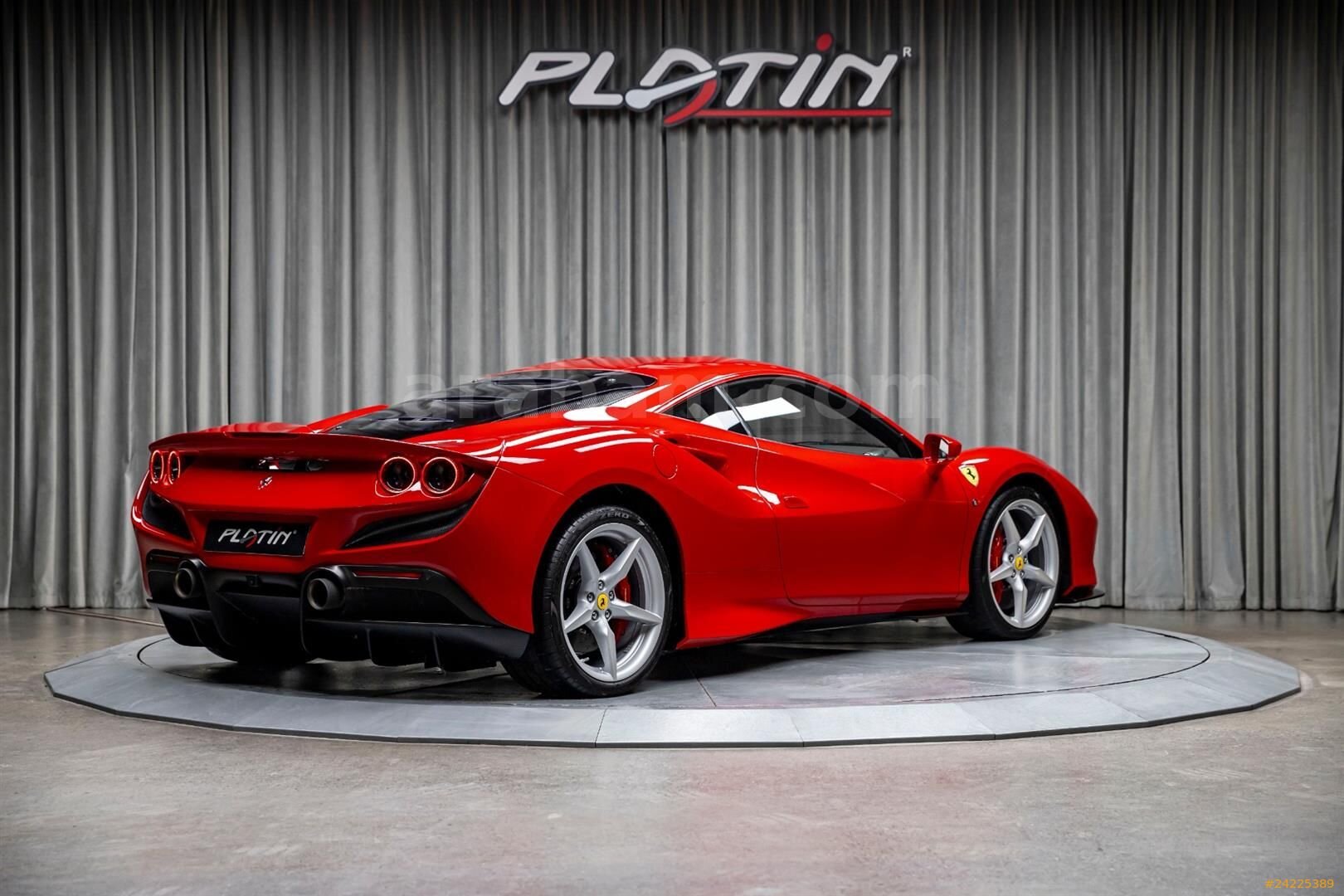 Galeriden Ferrari F8 Tributo 2022 Model İstanbul 9.720 km Kırmızı 6