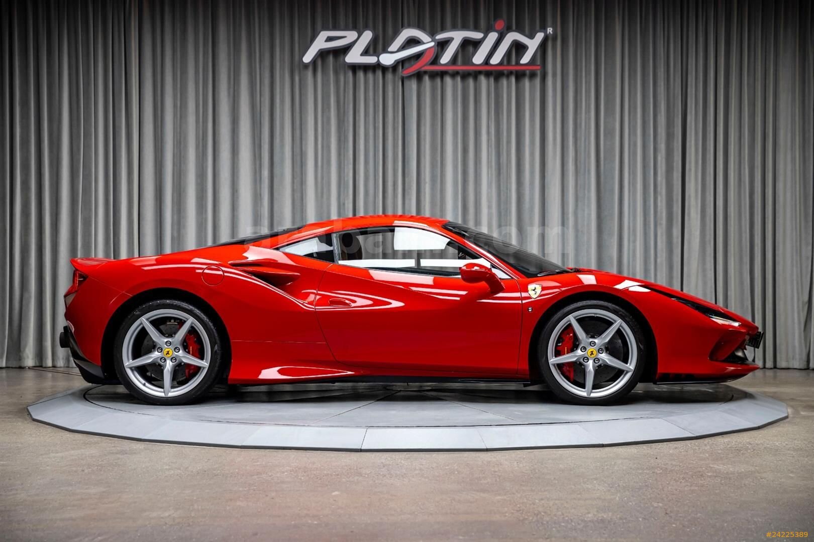 Galeriden Ferrari F8 Tributo 2022 Model İstanbul 9.720 km Kırmızı 7