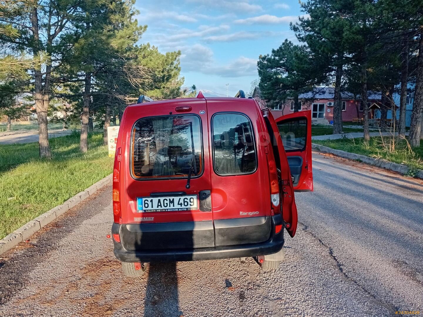 Sahibinden Renault Kangoo 1.9 D RN 2000 Model Erzincan 268.170 km Kırmızı 6