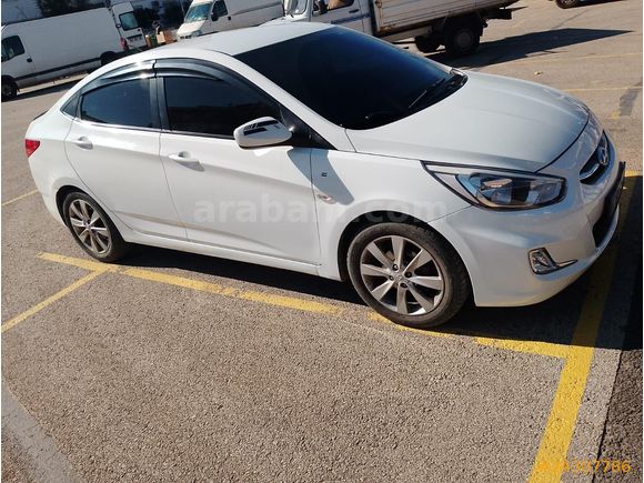 Sahibinden Hyundai Accent Blue 1.6 CRDI Mode Plus 2017 Model