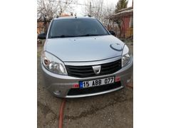 Autoradio occasion Dacia SANDERO 1.4 mpi lpg (2009) 281112231R