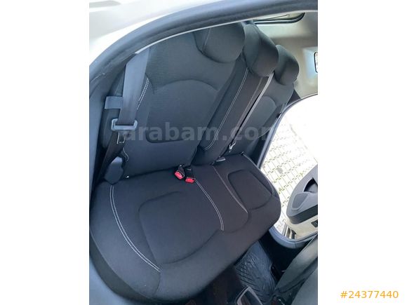 Sahibinden Renault Captur 0.9 Touch 2018 Model