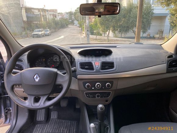En az yakan araç Renault Megane 3 Dizel 1.5 Fiyat düştü l