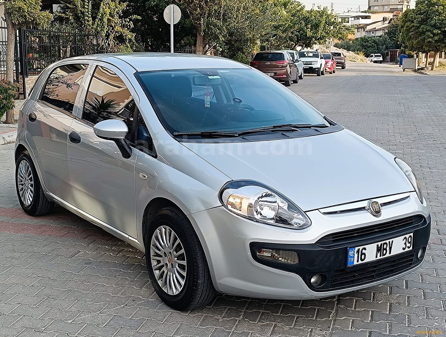 Fiat / Punto / EVO 1.3 Multijet / Dynamic / FIRST OF CARS 2011 FİAT PUNTO  EVO DYNAMİC KIRMIZI TORPİDO KOLTUK at  - 1111944211