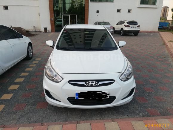 Sahibinden Hyundai Accent Blue 1.6 CRDI Mode 2015 Model