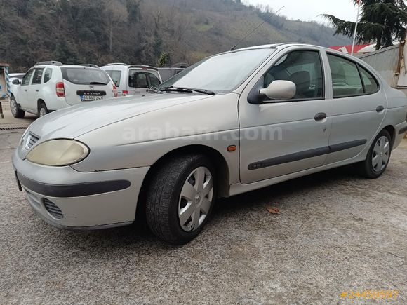 Galeriden Renault Megane 1.6 RTE 2001 Model Trabzon