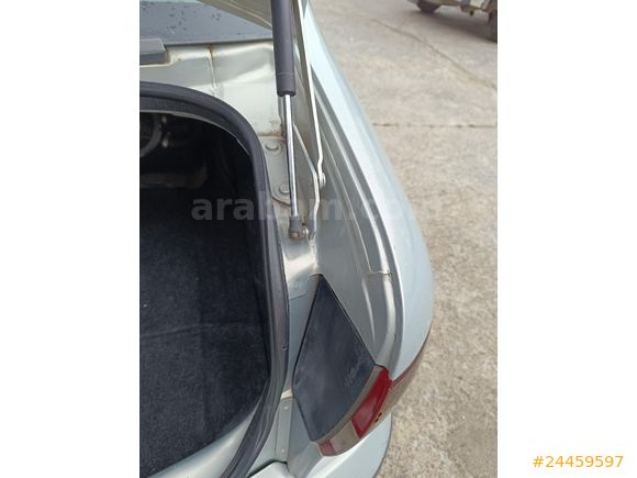 Galeriden Renault Megane 1.6 RTE 2001 Model Trabzon