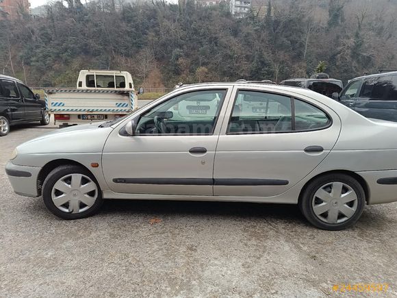 Galeriden Renault Megane 1.6 RTE 2001 Model Trabzon
