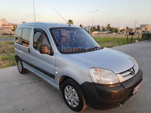 Sahibinden Peugeot Partner 2.0 HDI Comfort 2004 Model