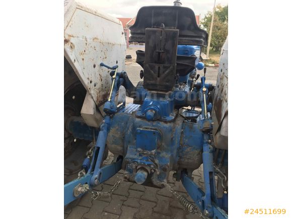 Galeriden Ford Niğde