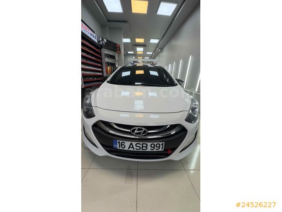 Sahibinden Hyundai i30 1.6 CRDi CW Elite 2013 Model 