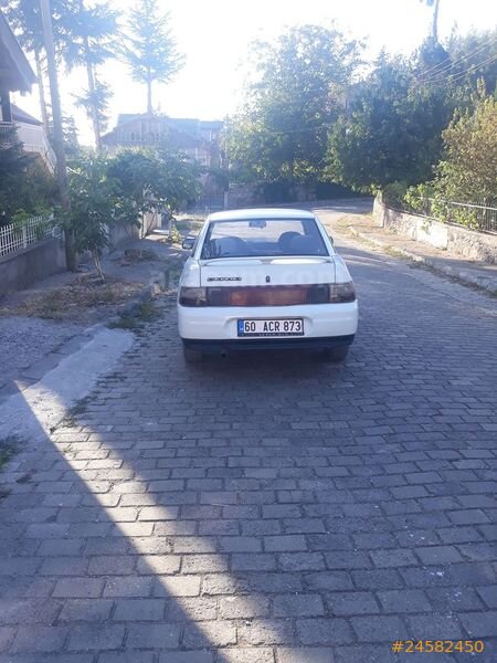 Sahibinden Lada Vega 1.5 2000 Model Tokat 205.000 km Beyaz