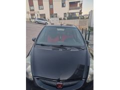 Sahibinden Honda Jazz 1.4 LS 2005 Modell 2027 temmuz ayina kadar vizelidir