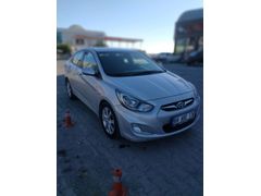 Hyundai Accent Blue kazasız boyasız orijinal araç