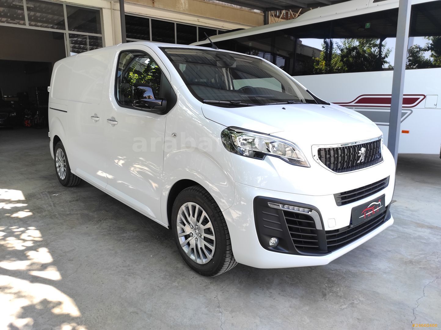 Peugeot mini outlet van