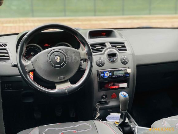 Galeriden Renault Megane 1.5 dCi Dynamique 2006 Model Gaziantep
Takas olur
