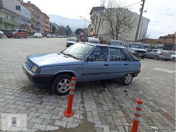 YÜCEL OTO GALERİDEN 92 MODEL FLAŞ