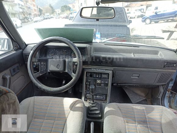 YÜCEL OTO GALERİDEN 92 MODEL FLAŞ