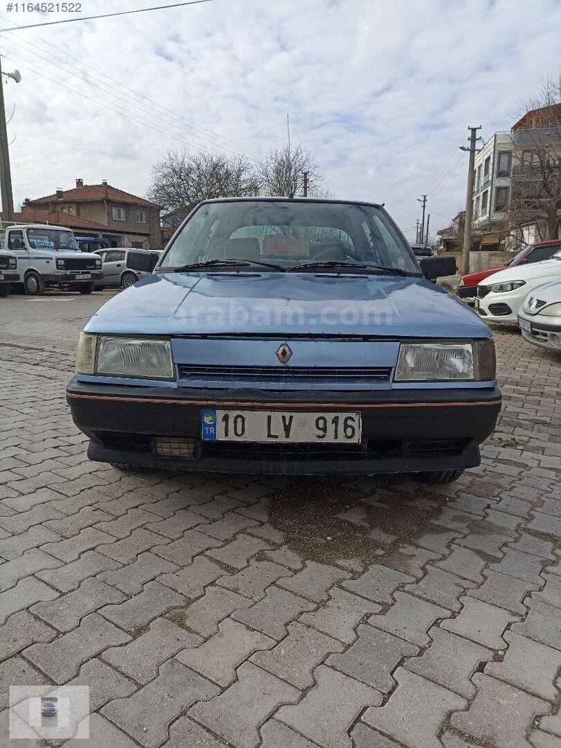 Galeriden Renault R 11 Flash 1992 Model Çanakkale 250.000 km Mavi 2