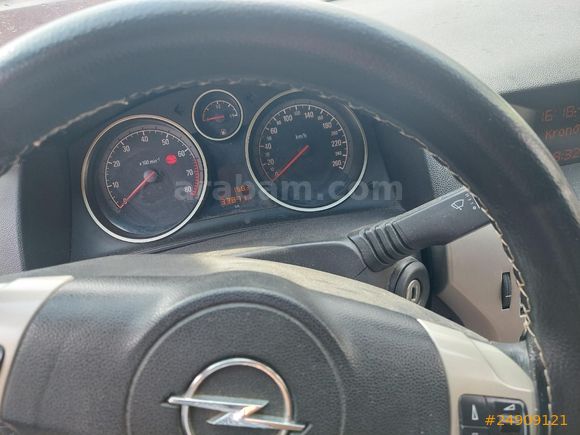 Galeriden Opel Astra 1.6 Essentia 2008 Model Konya