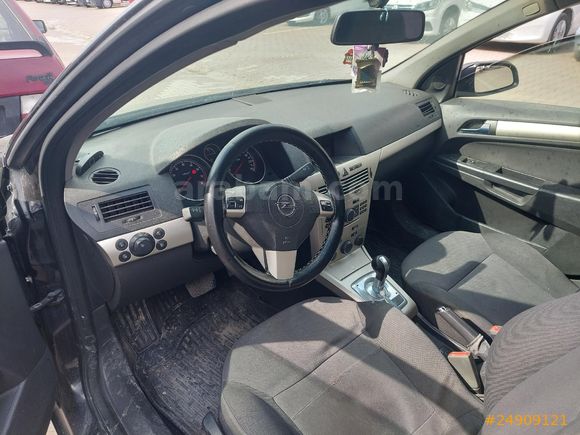 Galeriden Opel Astra 1.6 Essentia 2008 Model Konya