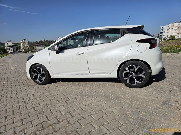 Sahibinden  53bin km de boyasız kazasız Nissan Micra 1.0 IG-T Visia 2021 Model