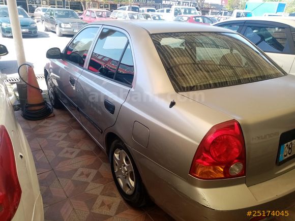 Galeriden Hyundai Accent 1.3 Admire 2005 Model 158 bin km Kayseri