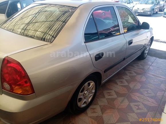 Galeriden Hyundai Accent 1.3 Admire 2005 Model 158 bin km Kayseri