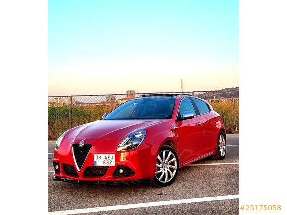 Sahibinden Alfa Romeo Giulietta 1.4 TB MultiAir Distinctive 2012 Model