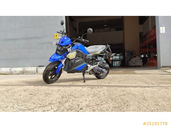 Yuki Hammer 80 CC Motor